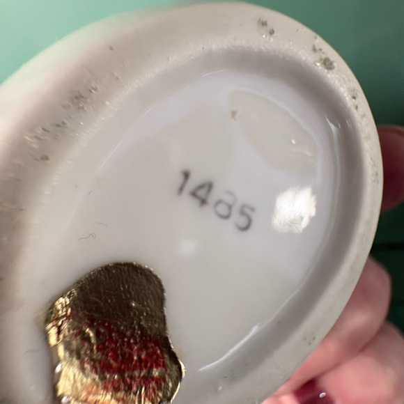 Lefton Egg Shaped Trinket Dish With Floral Motif - Picture 5 of 10